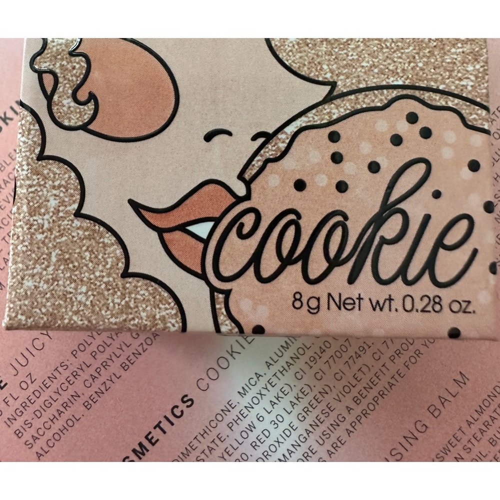 NWT BENEFIT COOKIE GOLD PEARL HIGHLIGHTER